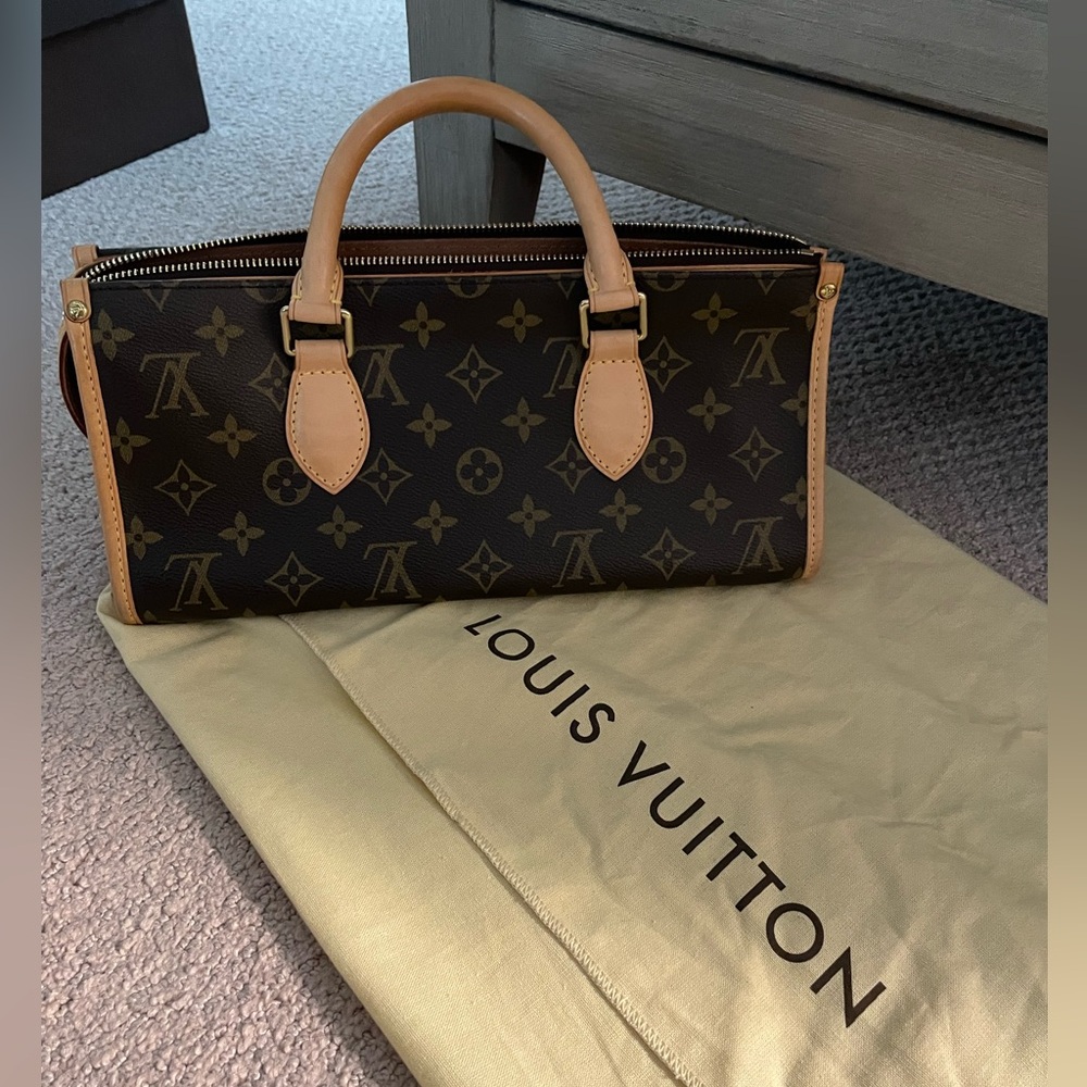 Louis Vuitton Popincourt Vintage Triangle Bag - Picture 7 of 9